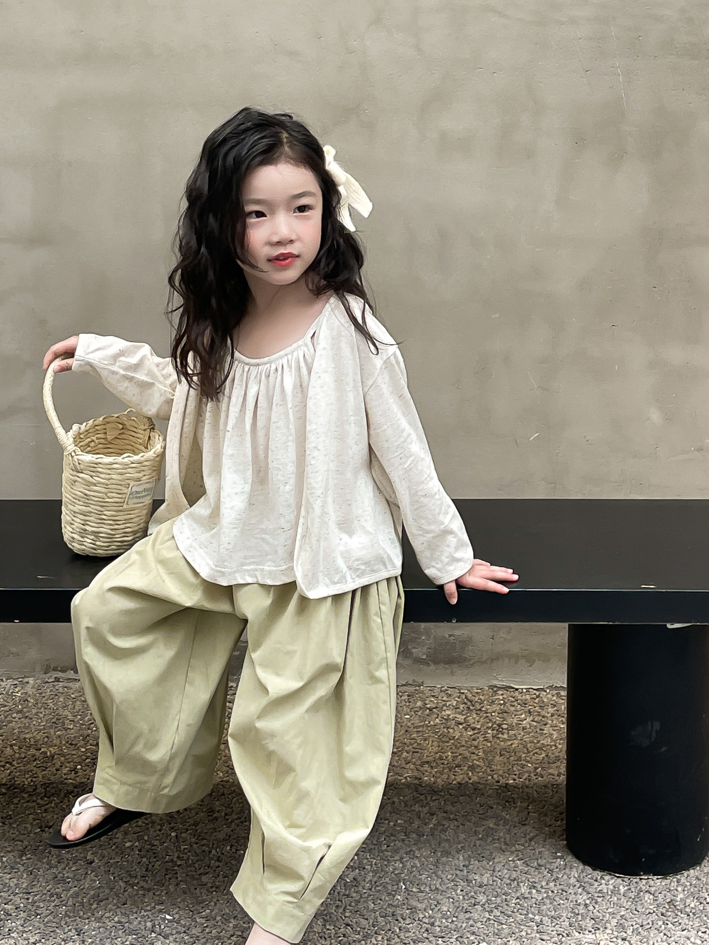 73826AFA-B0C1-4979-8054-9F03C2