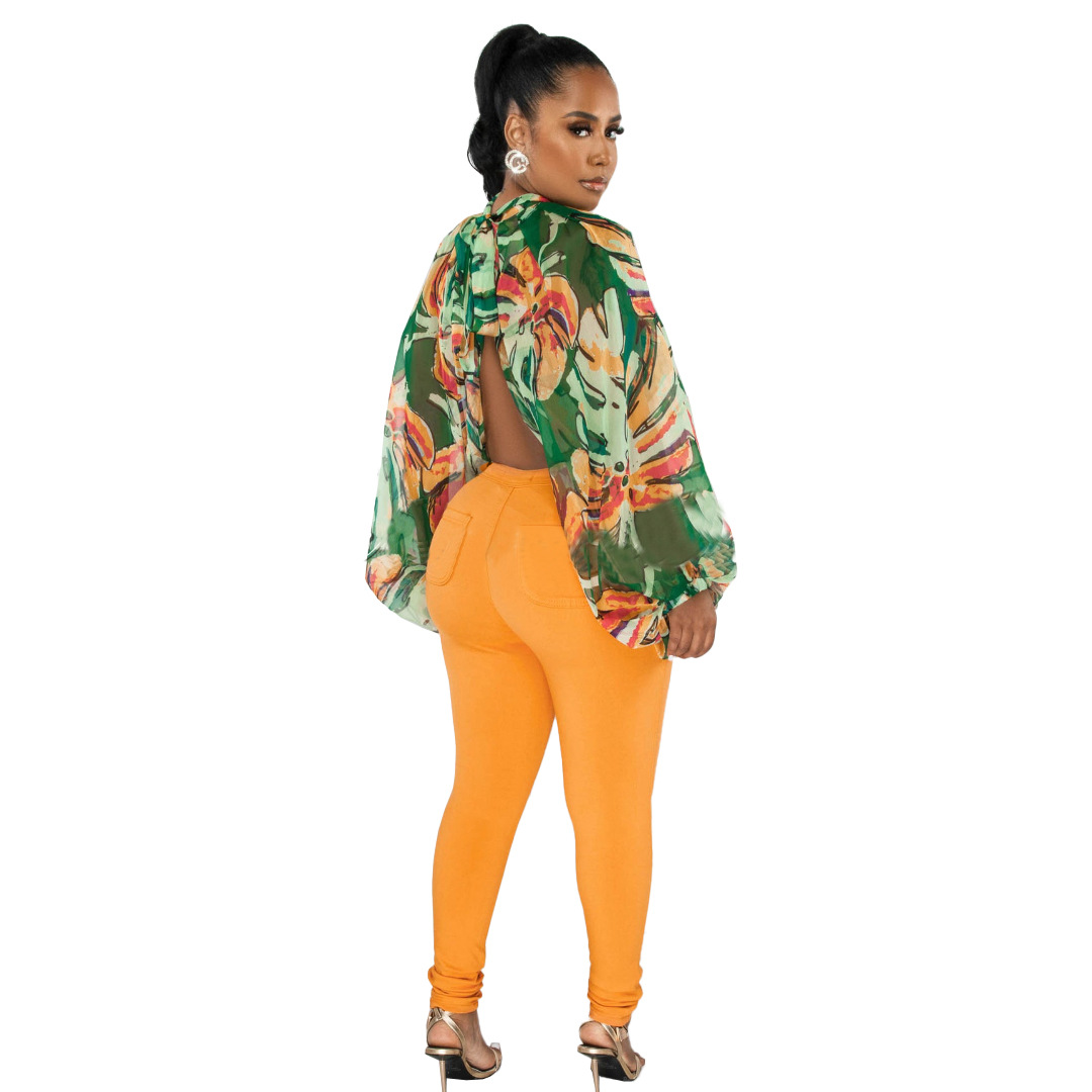 6690 绿底橘花模特图2.jpg