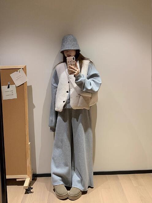 0323ded2-0bb3-4a52-ad01-cc1628fe7534.jpe