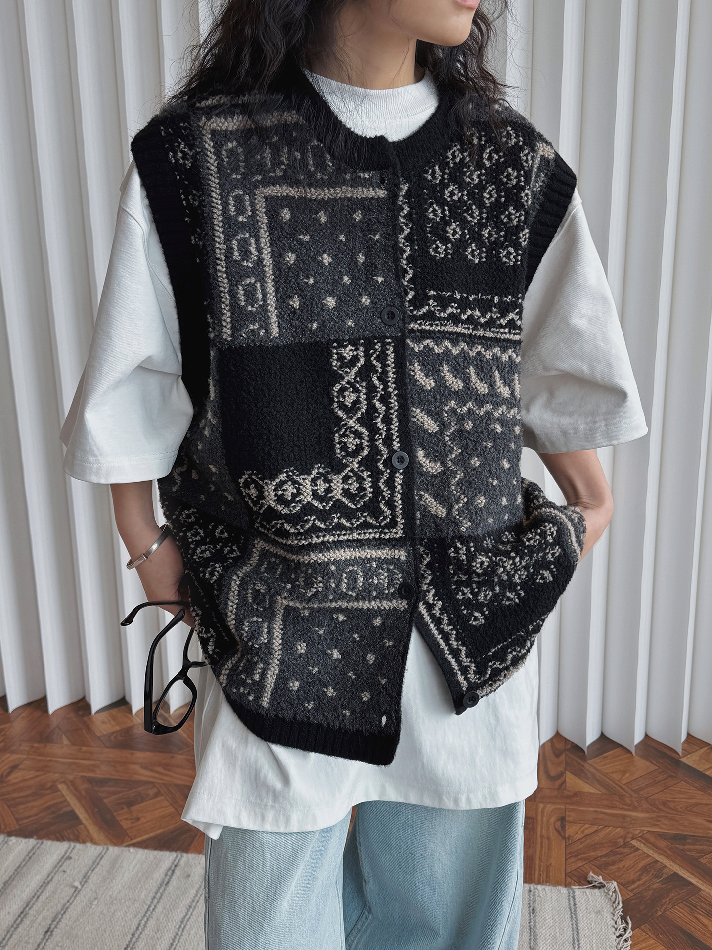 81B013DE-2F55-44F9-94C6-E234A2