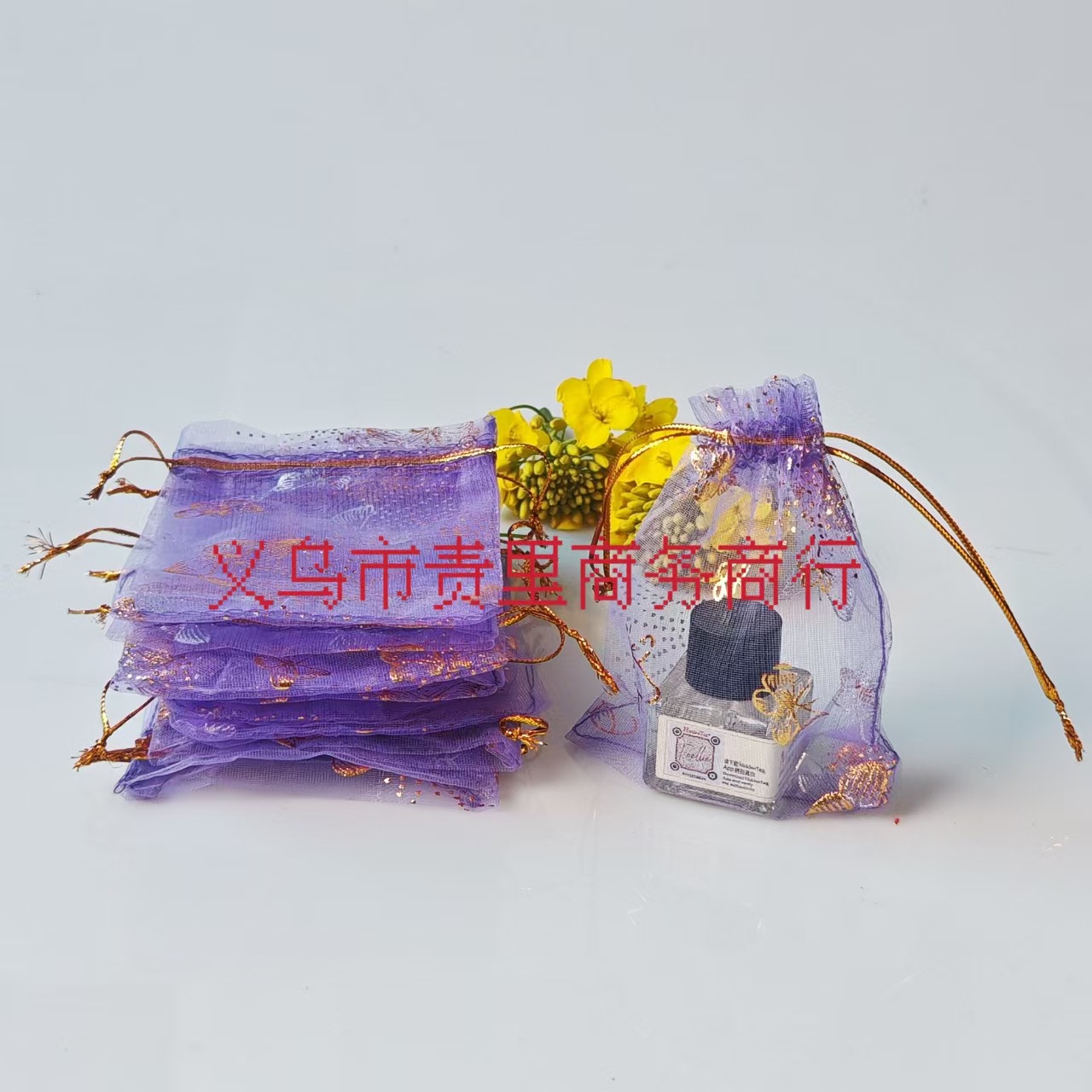 紫色蝴蝶花