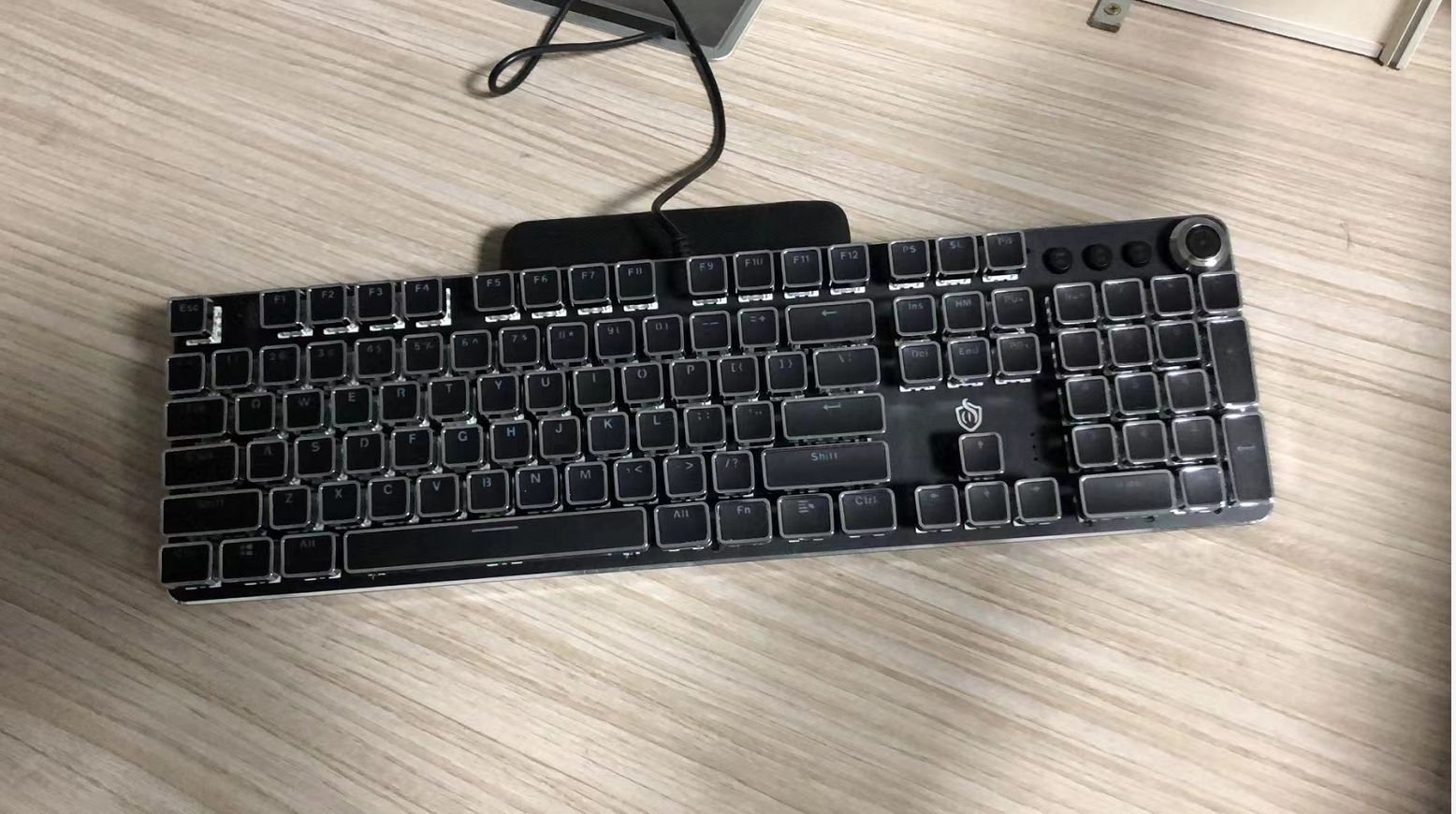 eeb3f2be297b389e123411f3ebf499