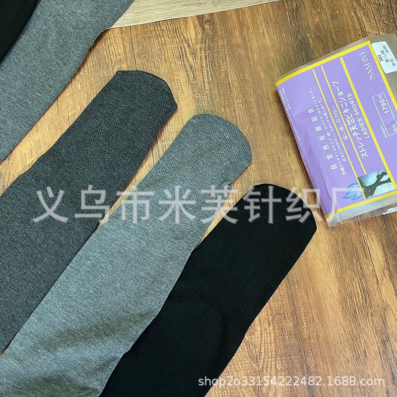 8F4BE0ABBE64F5DC0C843EE3F44D84