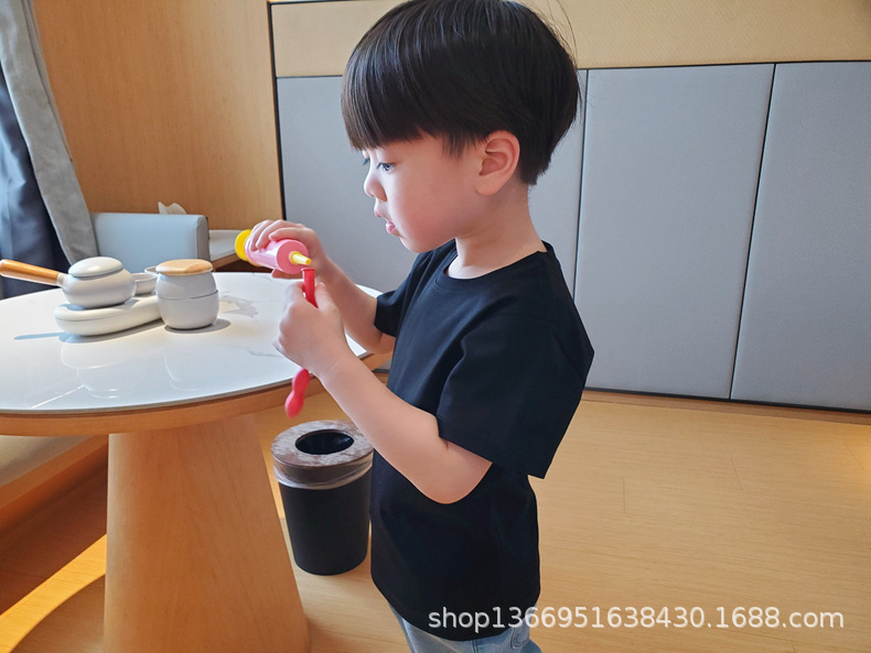 908120024_副本.jpg
