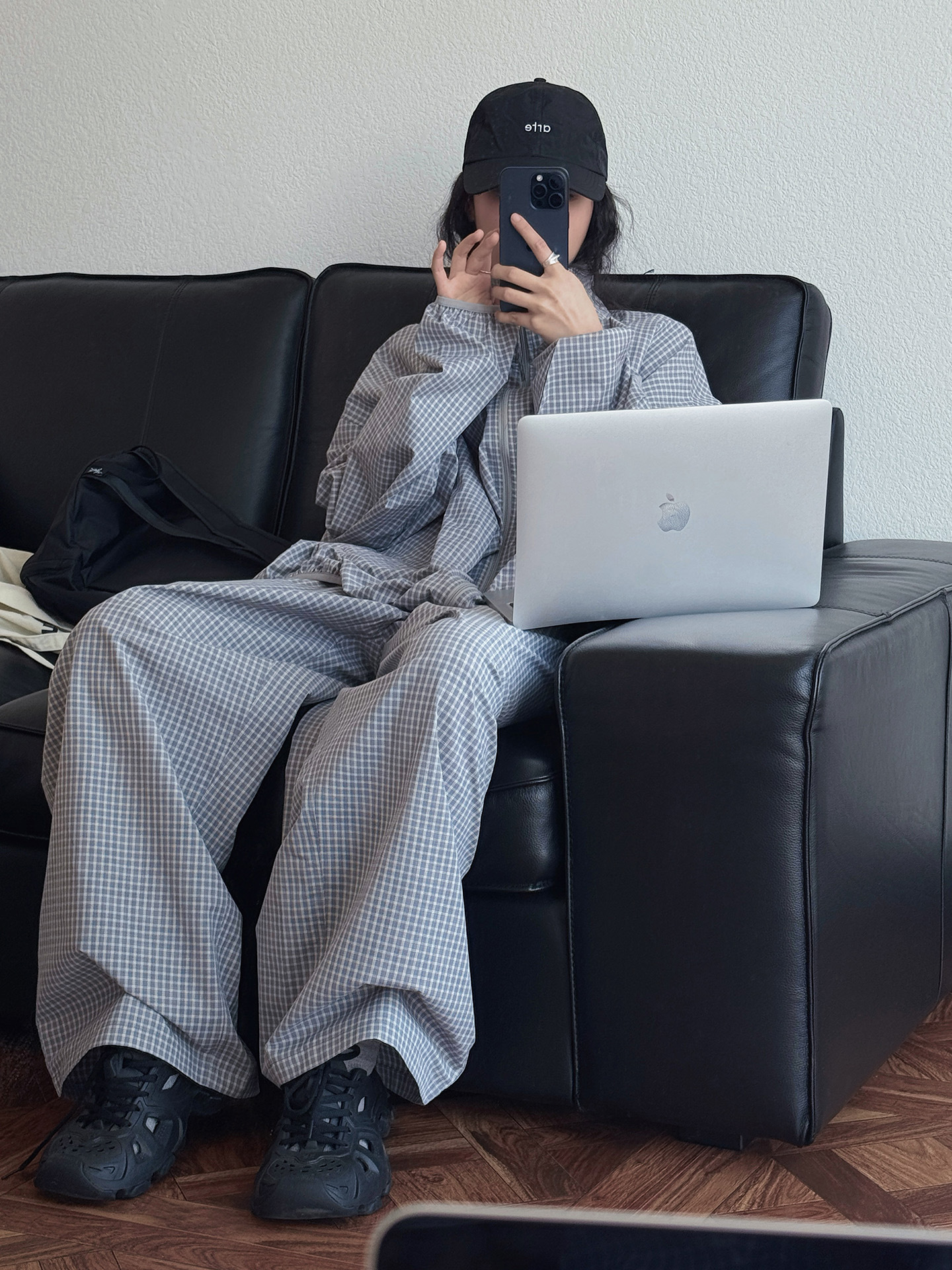 B0AE3B87-7BFC-4725-8D7B-189BAC