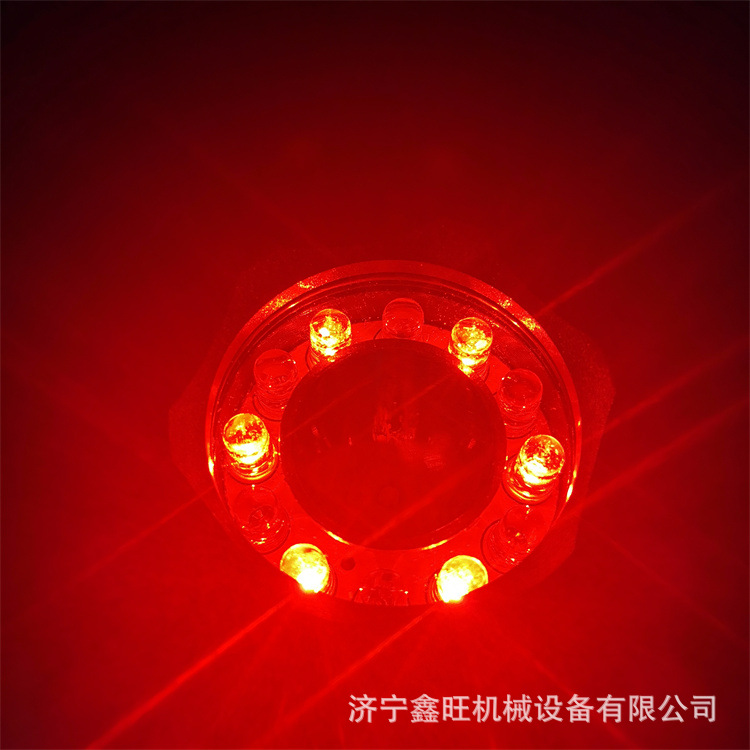 2021.4.12于文彦带磁力的手电筒信号灯 (4).jpg
