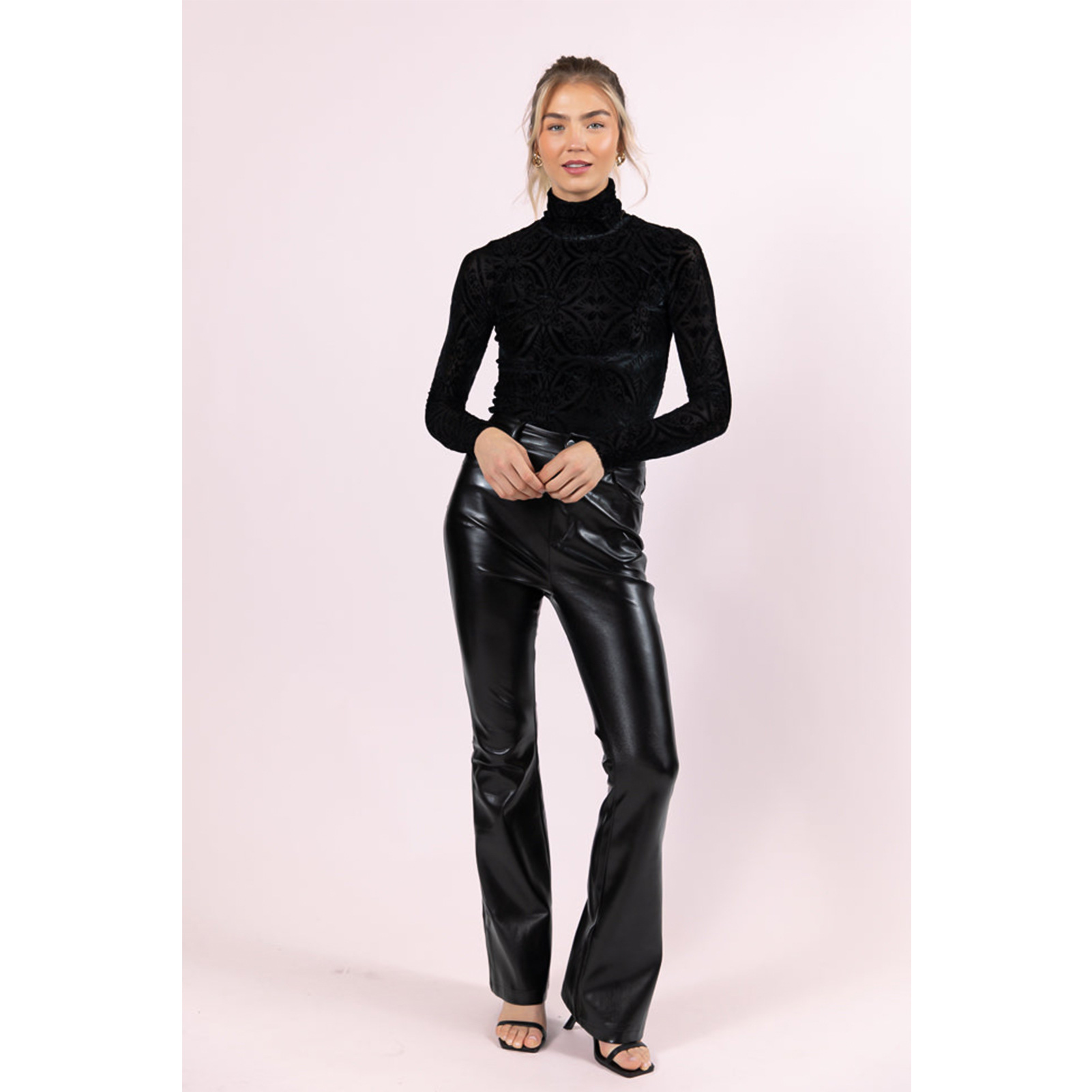 6768 黑色模特图 13.jpg