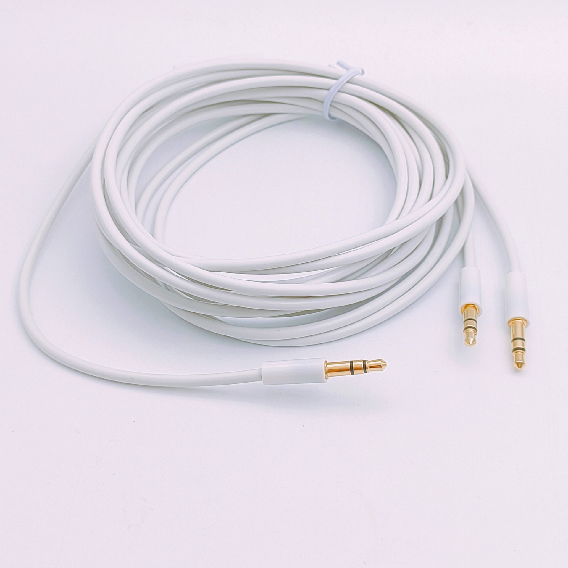 retouch_2023081920482831