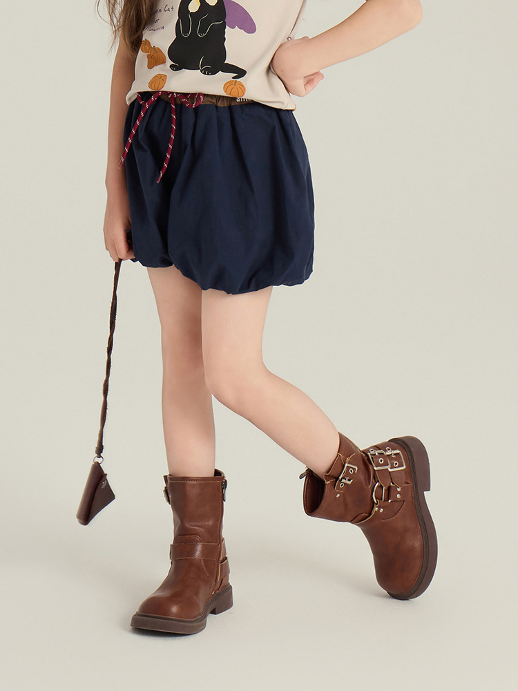 240501 yiyijia162497 whitecube