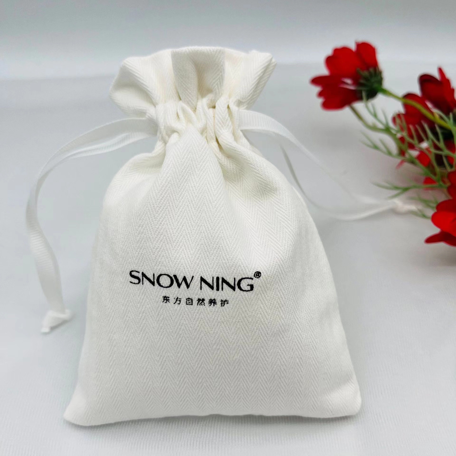 9ddc462f9fc7132e8ac46f7bb69e92