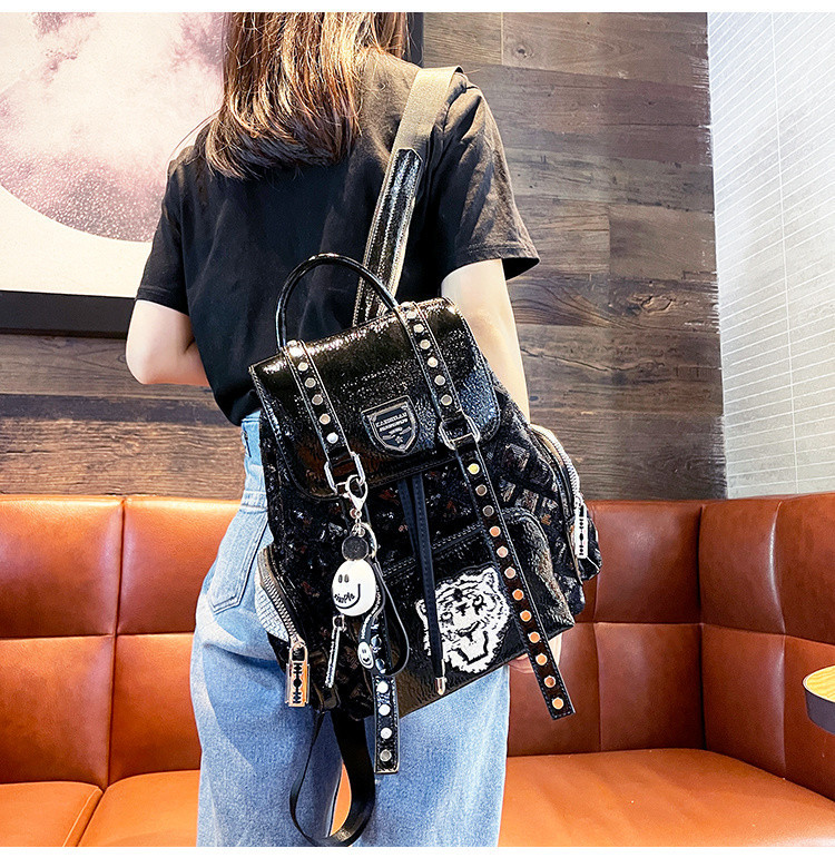 61dfd6d9-f95c-462c-8a75-60968d6c6b97.jpe