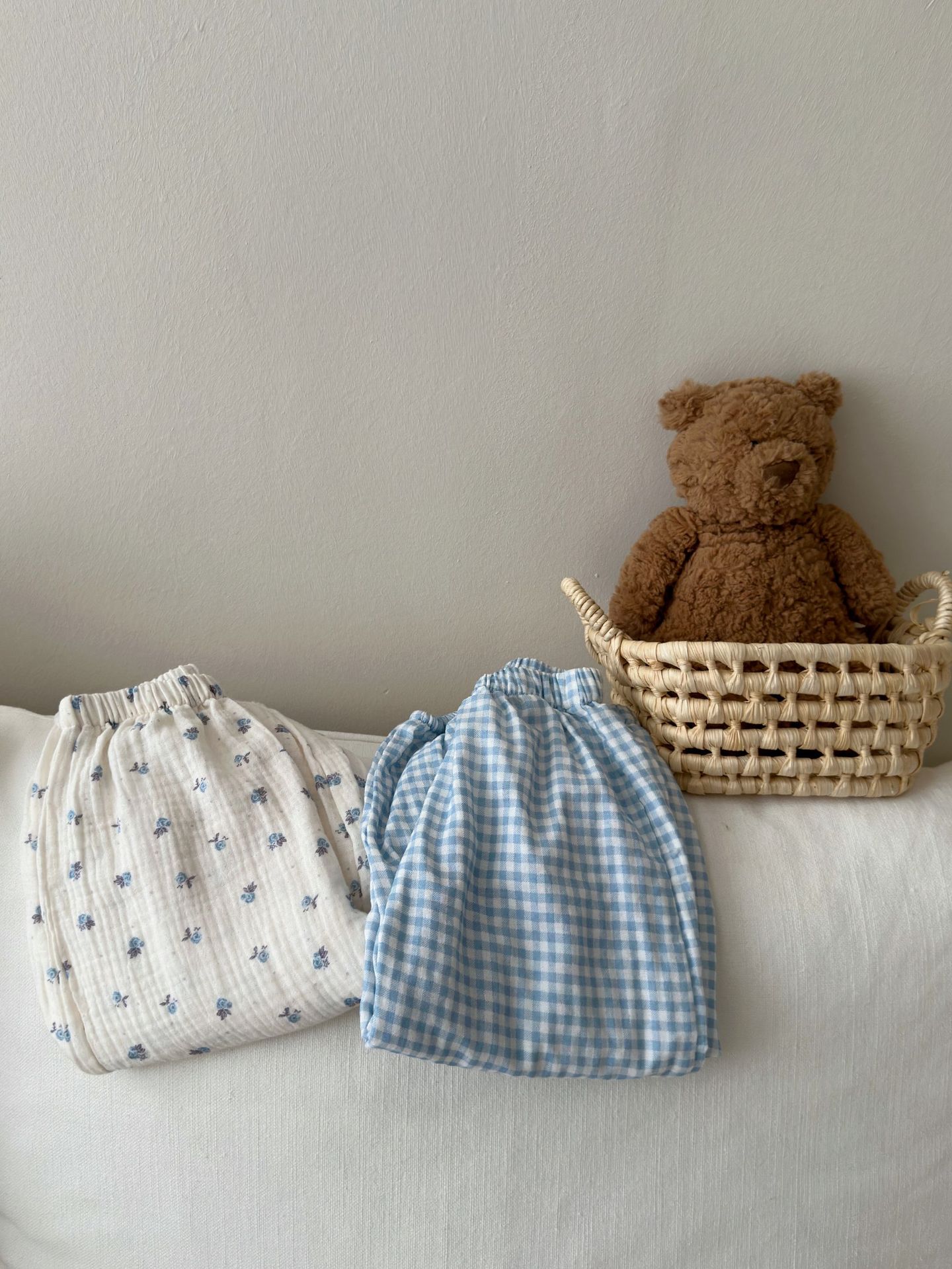 B0D055C3-BEB4-4D49-AB1E-8138B8