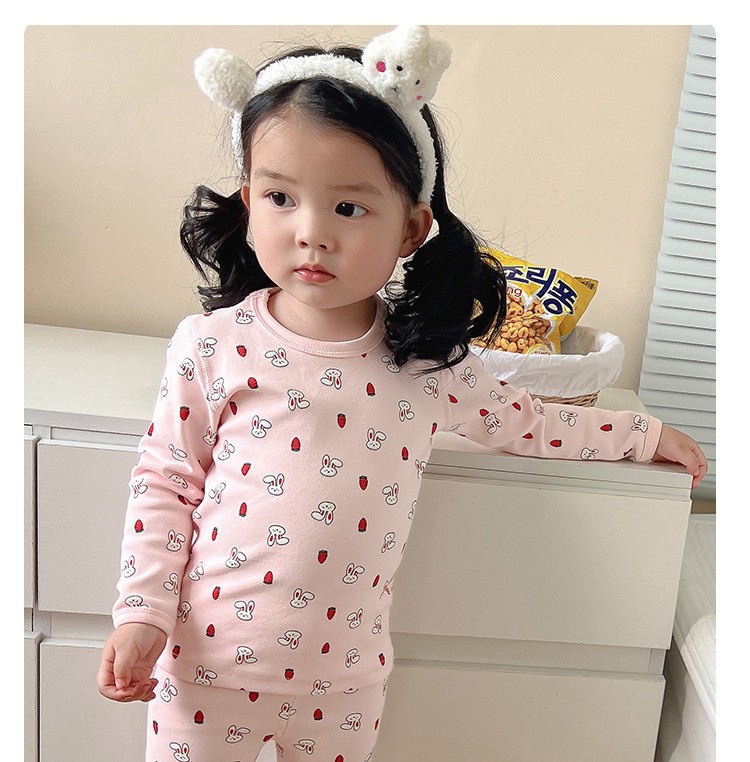 粉底兔子萝卜_03