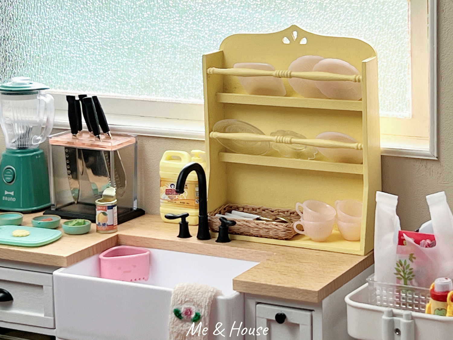 7aab3ef280eb8b4ce99294d84135a1