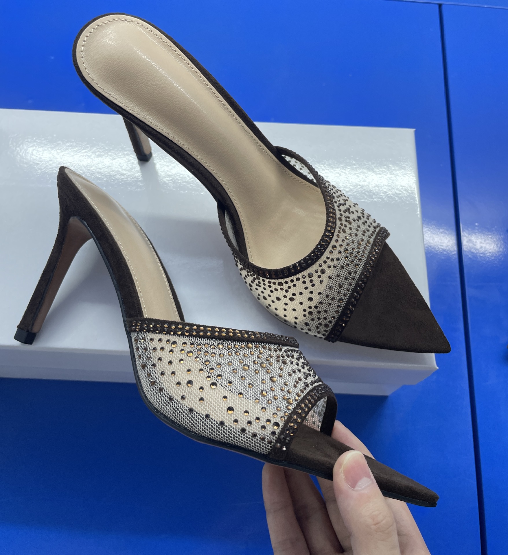 B2243623192122CC692935C0182571