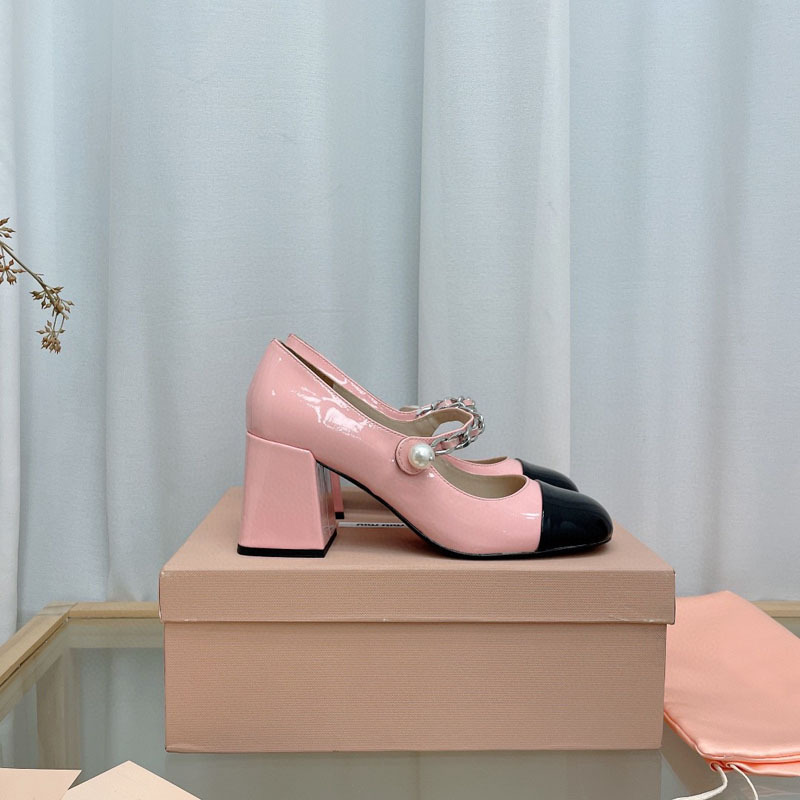 EDB28CE9BF143739D30A1379F6F22C