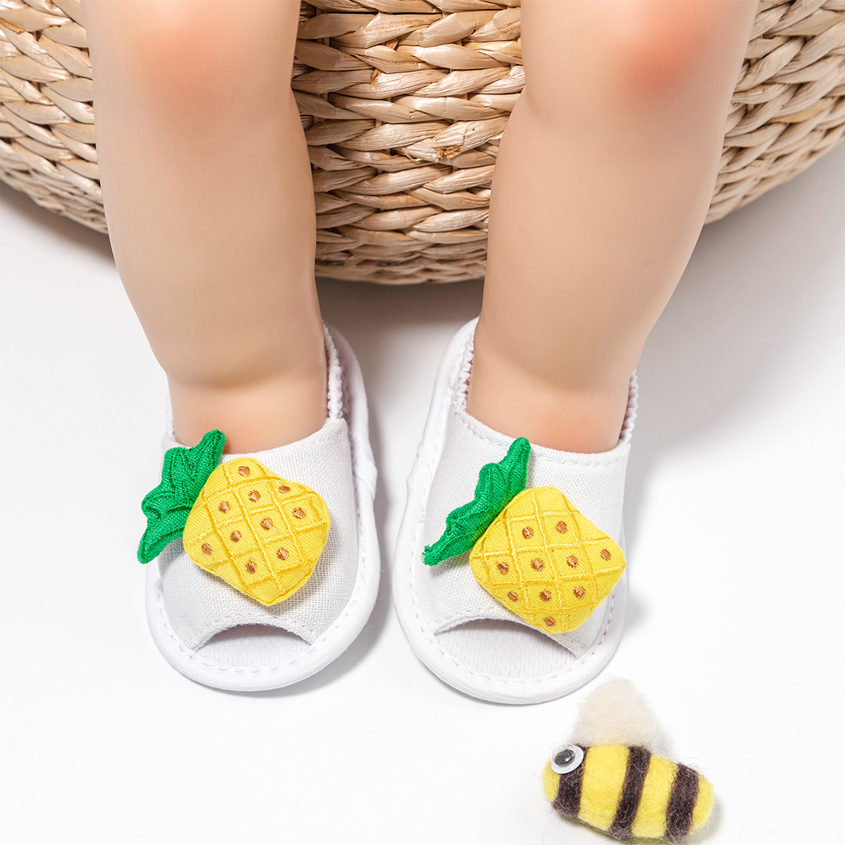 菠萝白色 脚模图 (1).jpg