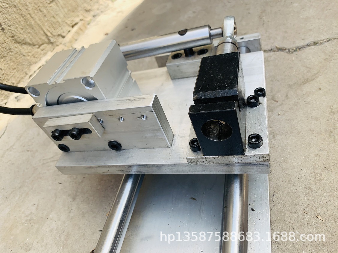 指甲扣气动打孔机