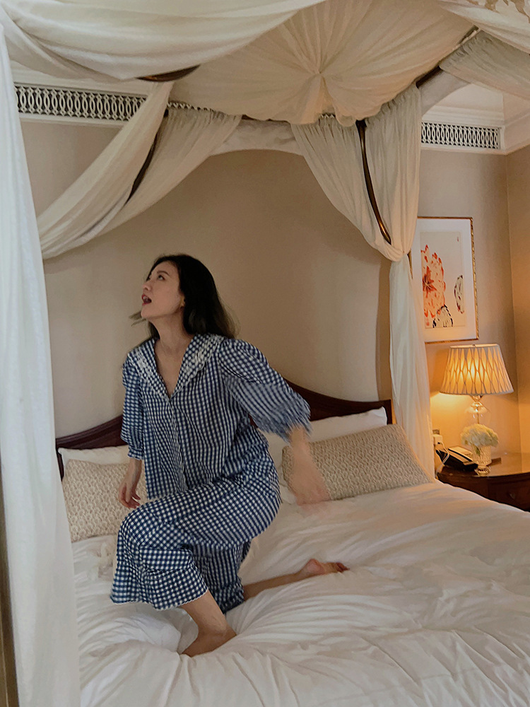 D91C68AB-38F7-48C3-ADC4-C07E67