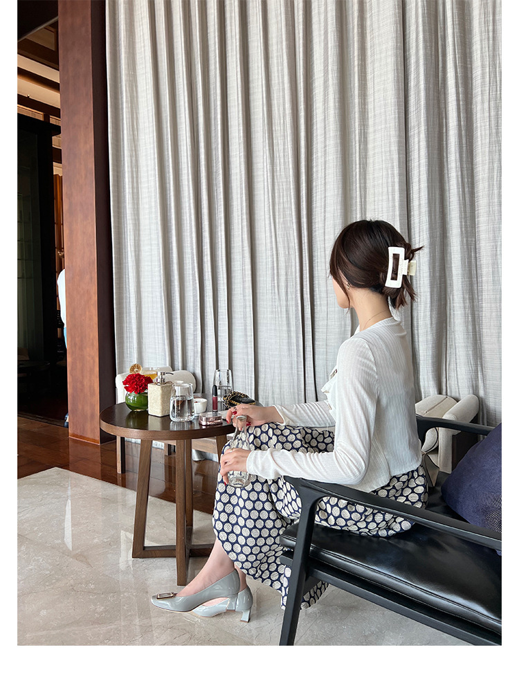 葡萄妈studiolee 经典方扣小方头浅口高跟鞋