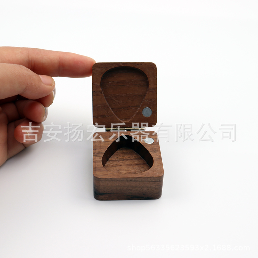 方形拨片盒附图5