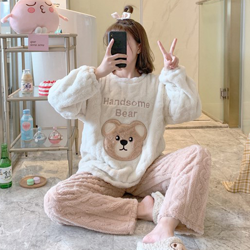 2_687a65ad-974a-41f4-acf2-82c7