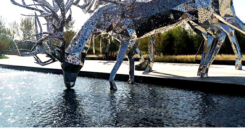 不锈钢镂空鹿雕塑_14