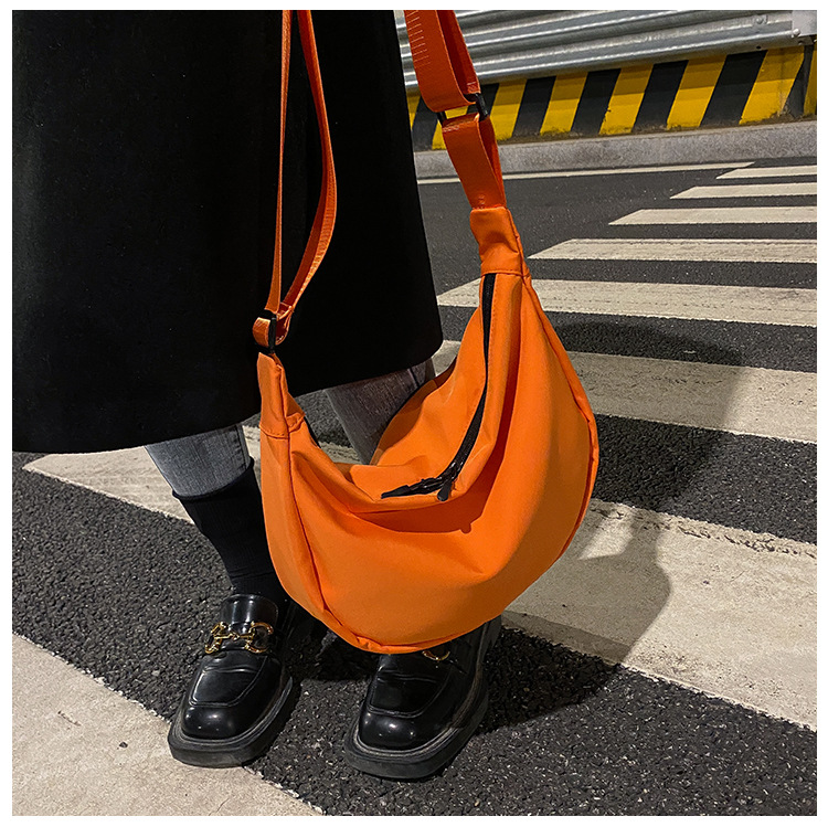 1模特展示_16.jpg?x-oss-process=image/format,png