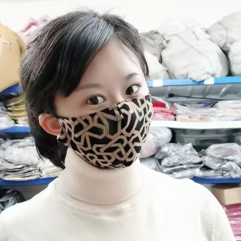 SKU-14-几何口罩.jpg