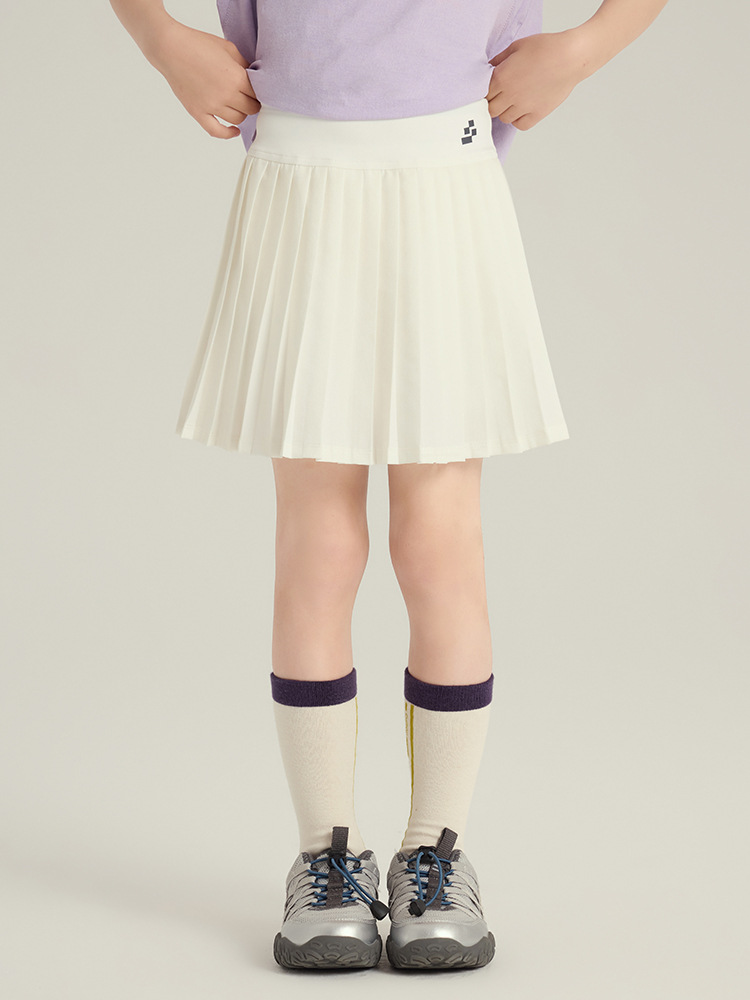 240501 yiyijia161614 whitecube