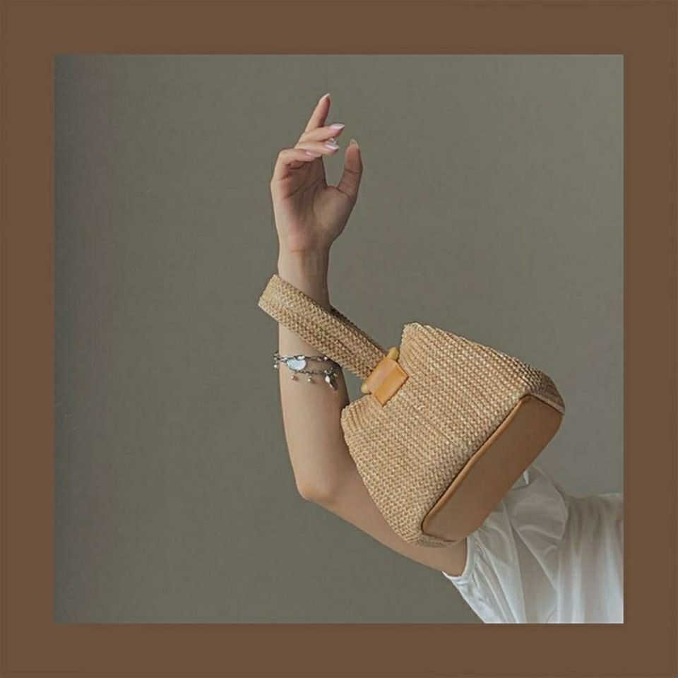 de9553e5-0599-4723-88c9-d4484db41446.jpe