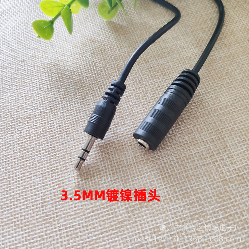 13165892358_334083690