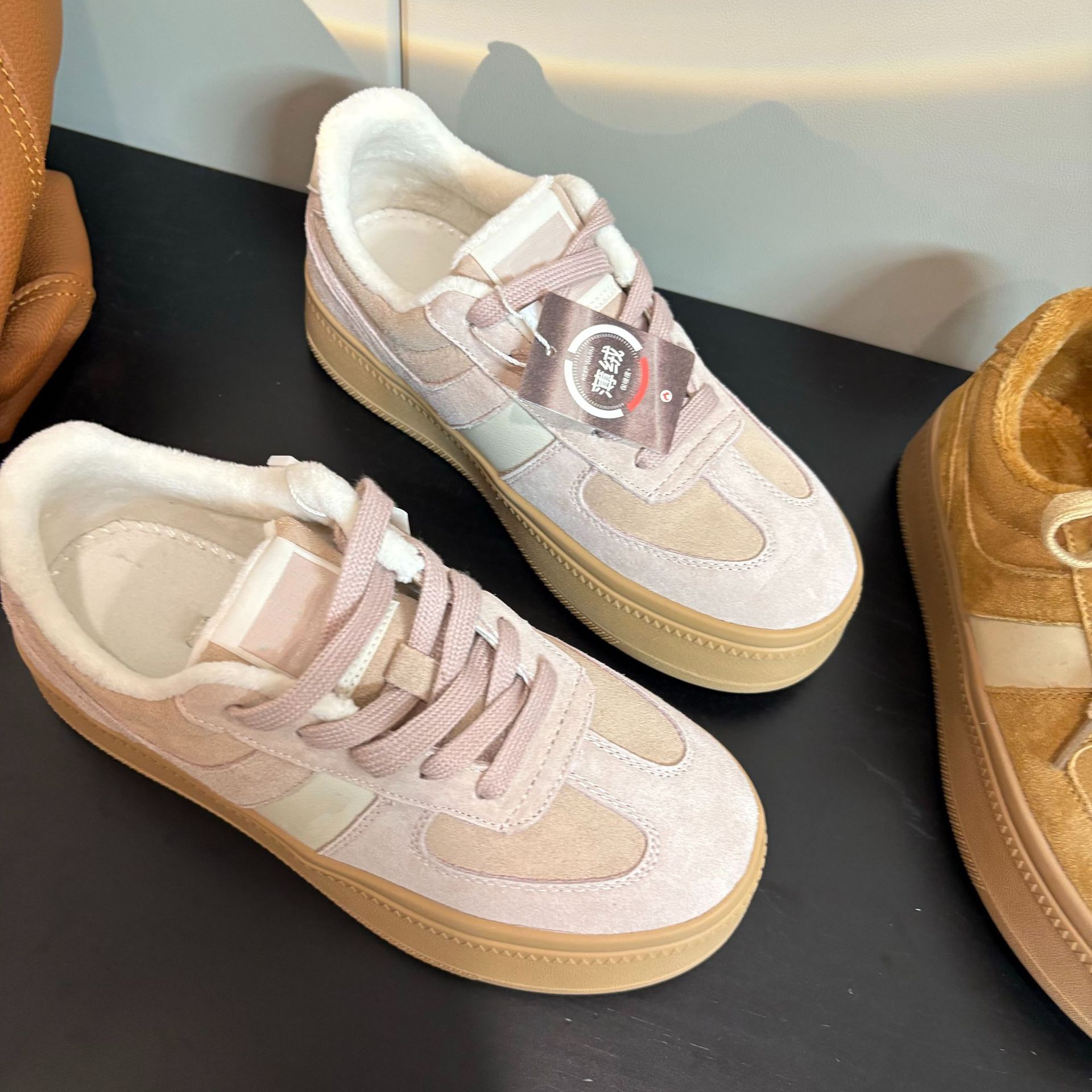 D8B23FB661F2BD892282380ABBD164