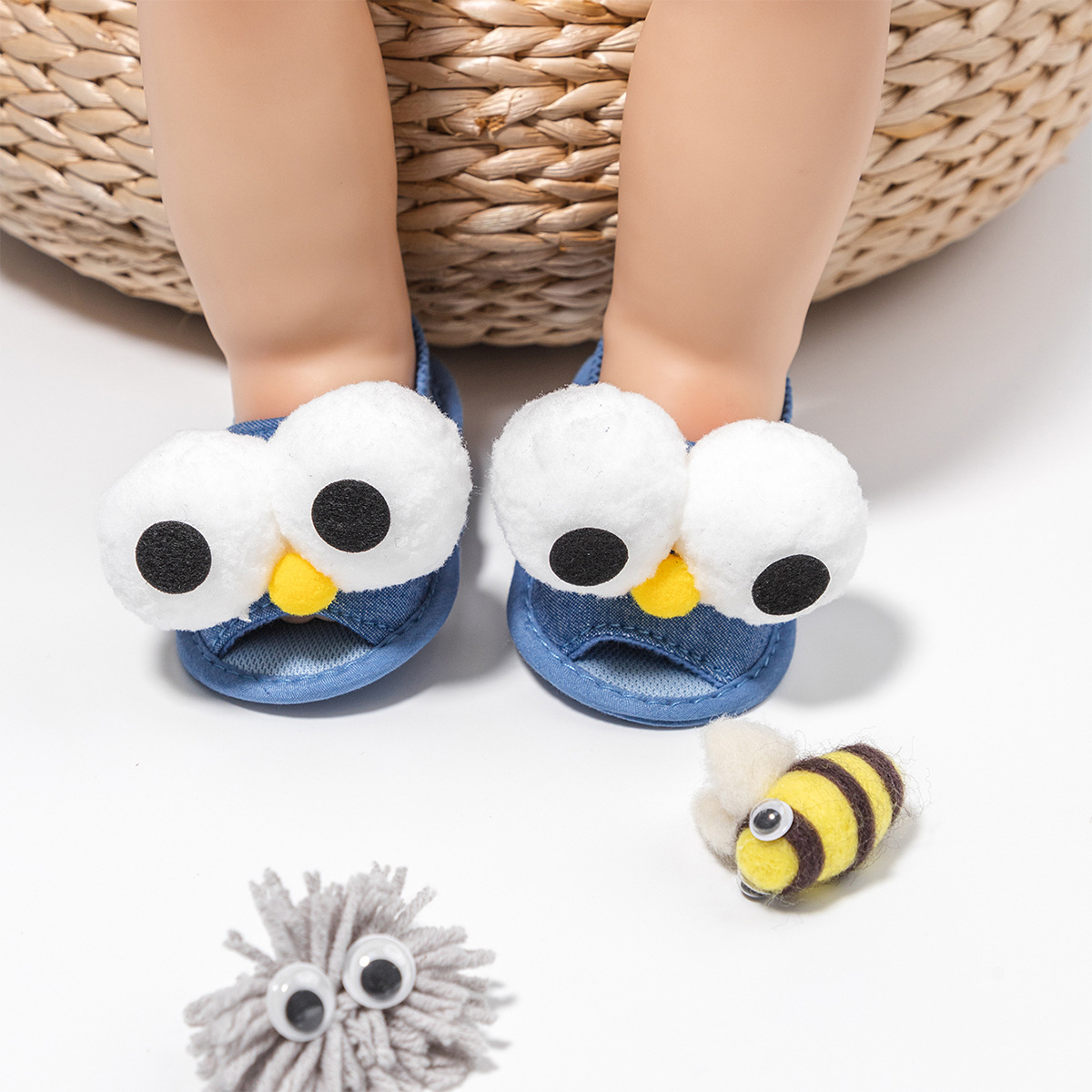 眼睛蓝色脚模图 (1).jpg