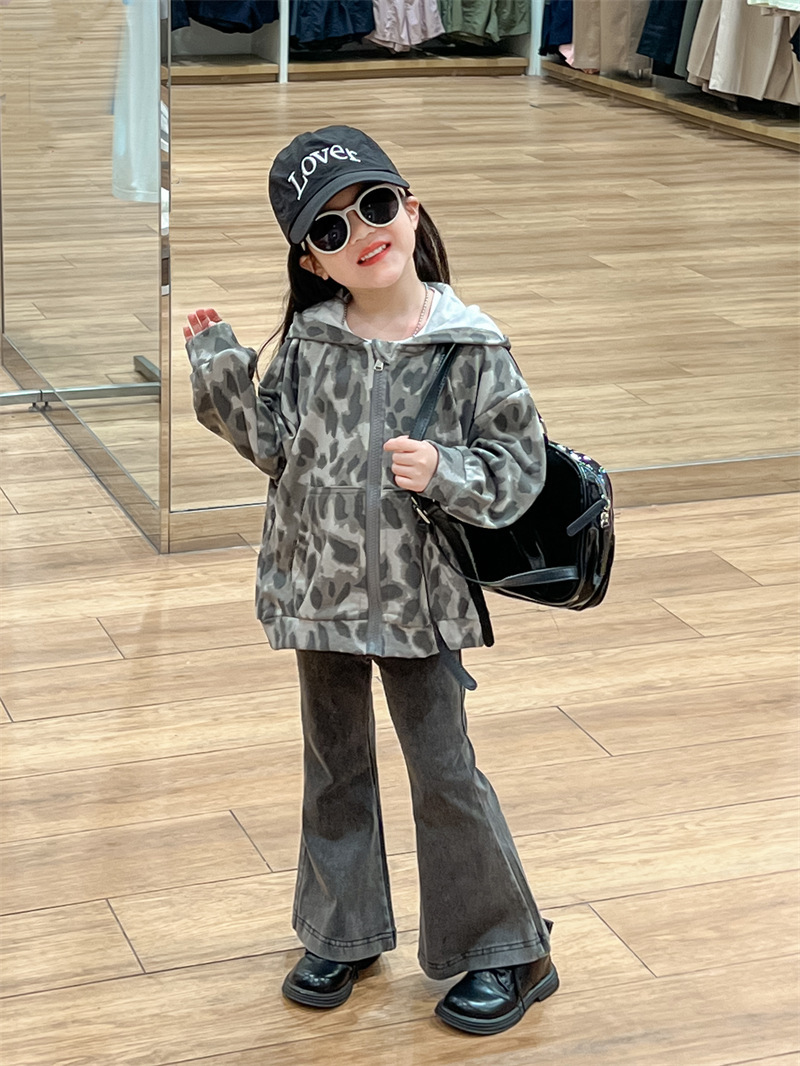 O1CN01q8G2Oj28KD2gEyhKI_!!1035