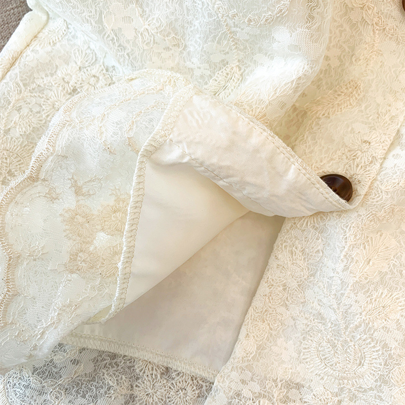 04e7d60b-6d15-410a-9ed0-3fd2a6f04a27.jpe