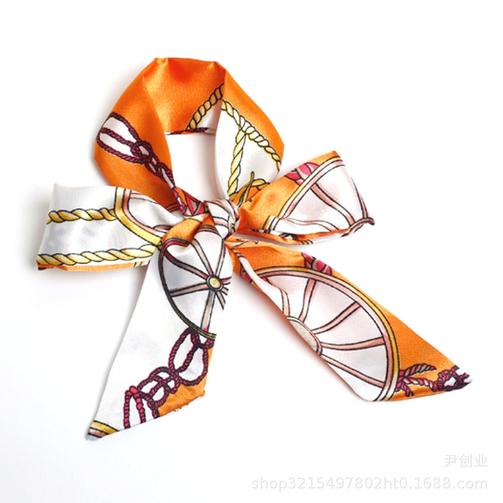橙色丝巾