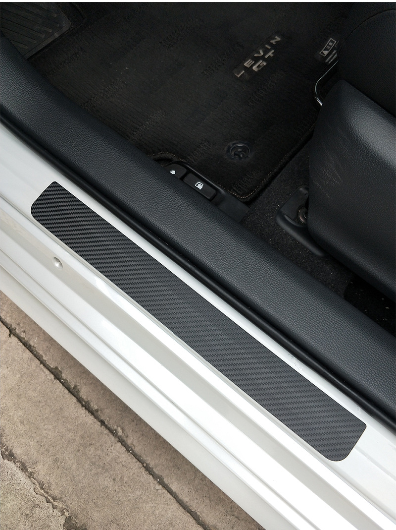 碳纤黑门槛装车 (3).jpg