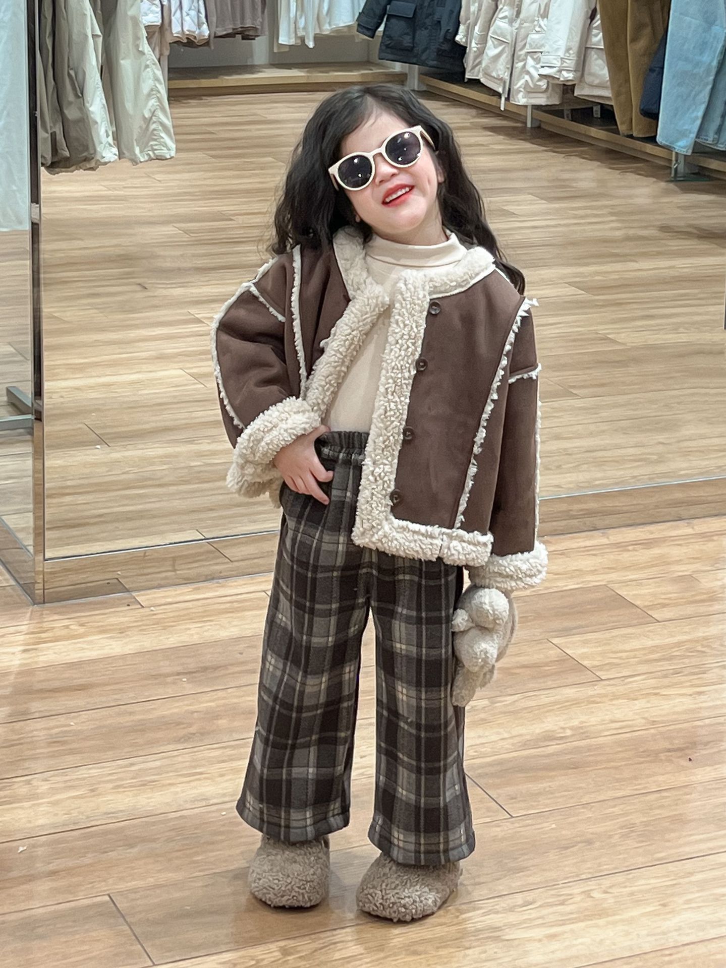 O1CN01ft4lWK28KD4Ub64Ec_!!1035