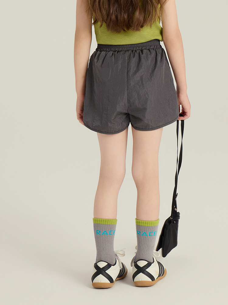 240501 yiyijia162799 whitecube