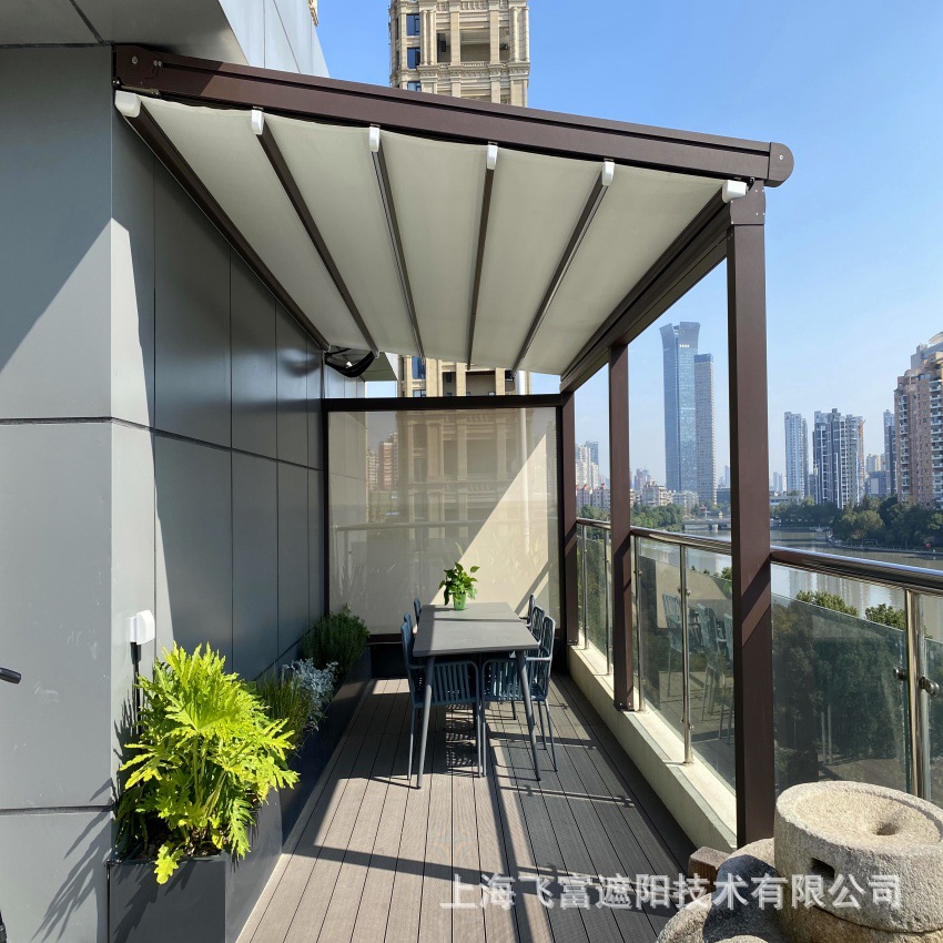 露台电动防雨棚