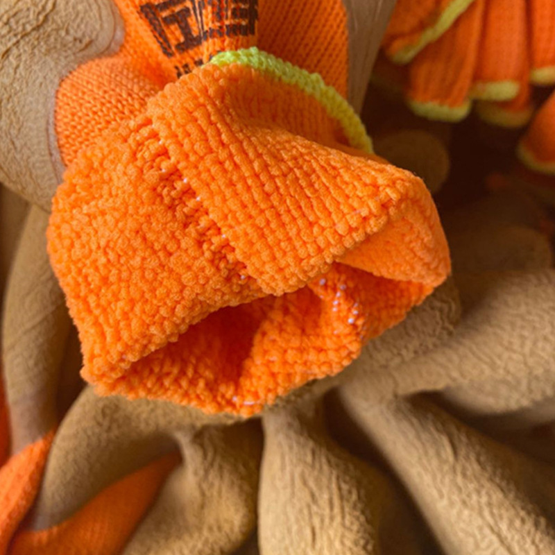 22414427317_1164477027