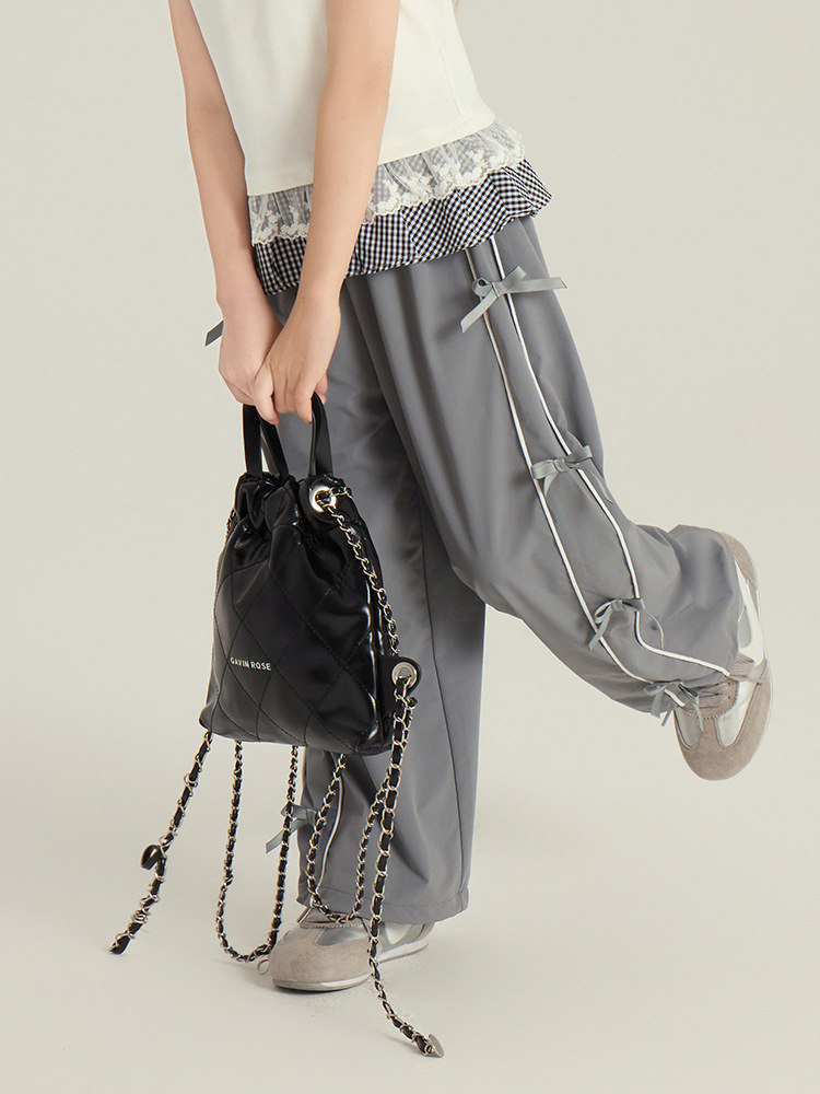 240501 yiyijia164787 whitecube