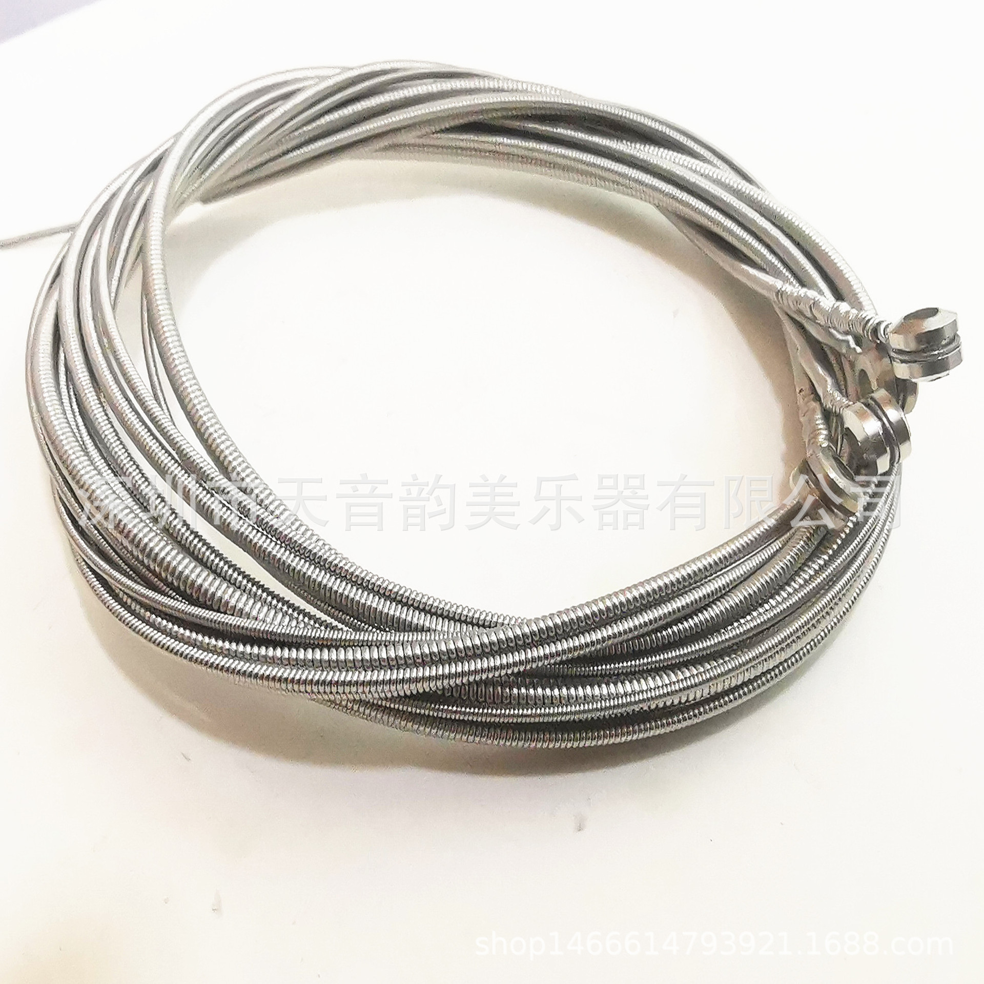 E1FFF71345581B85C8D559D2F0ED79