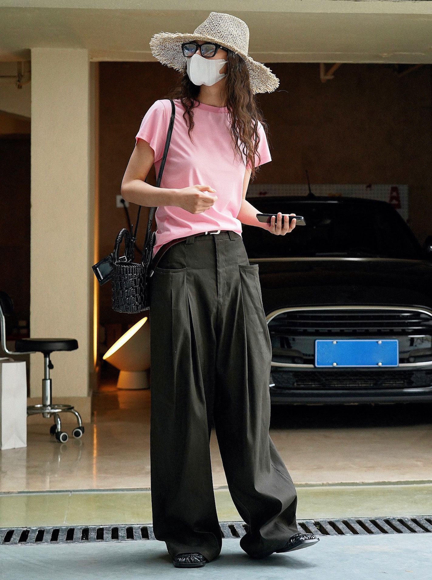 FBE9EA44-5E51-4A1B-A46D-0B2843