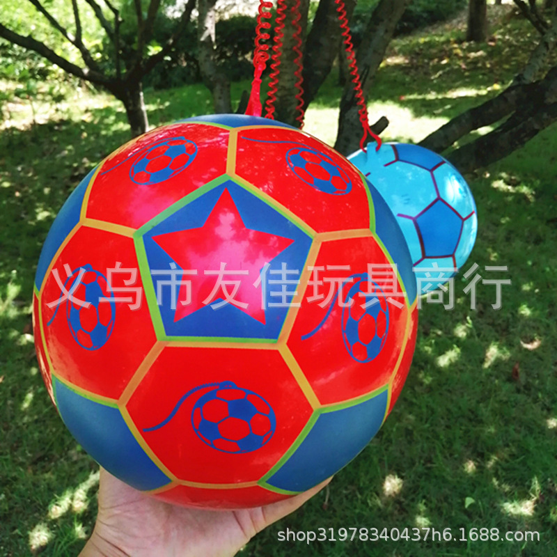 带耳朵的吊环拉绳足球
