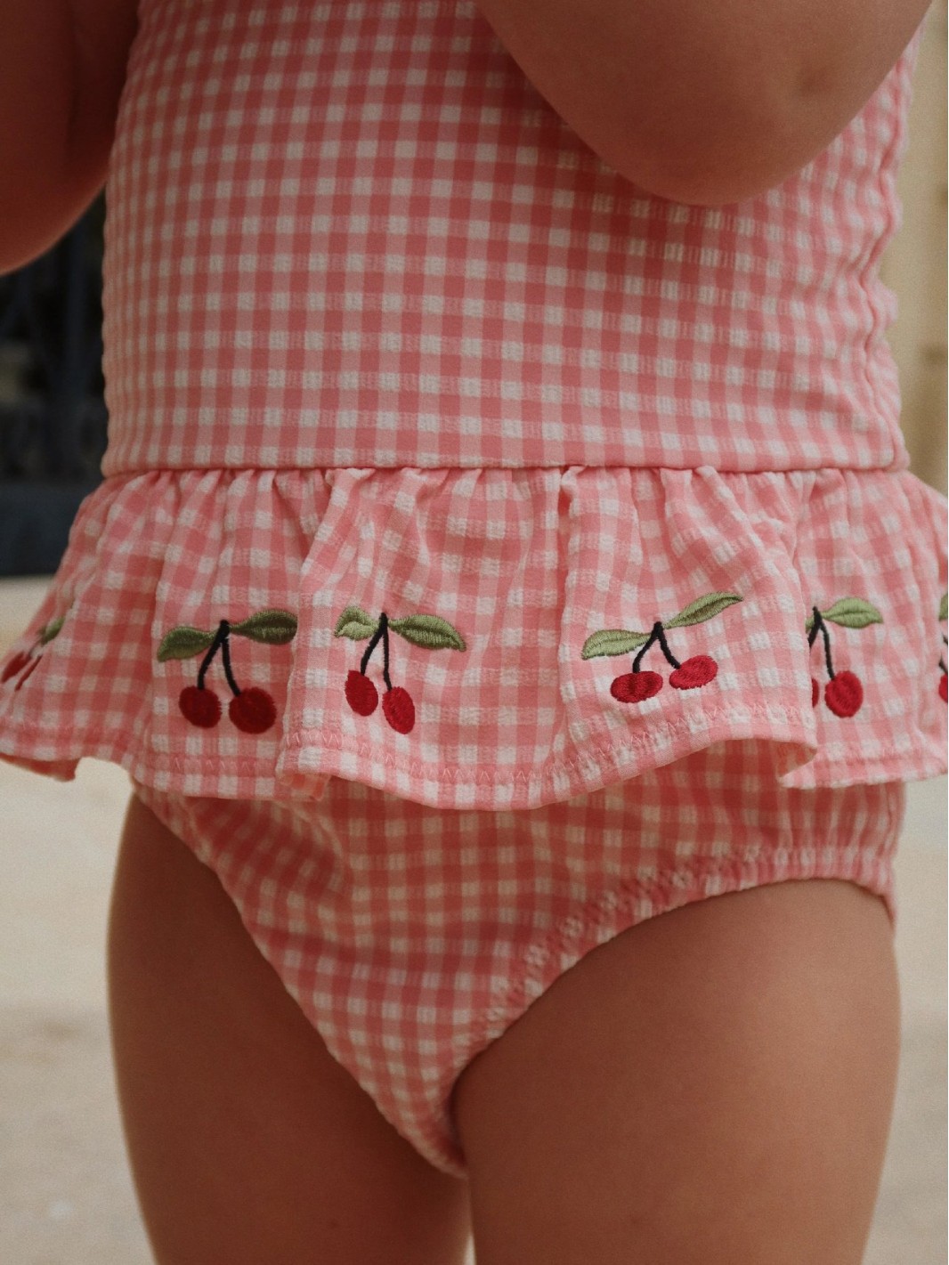 F9558765369390D1A3D3BAAA2D45DE