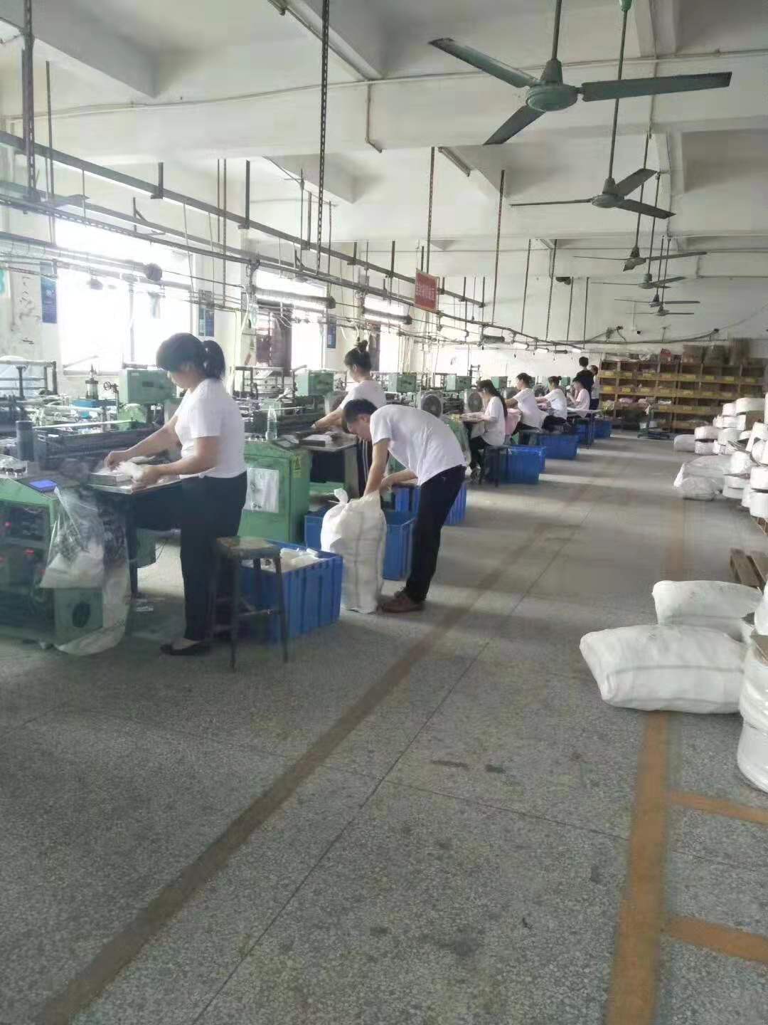 12104393435_1763654747