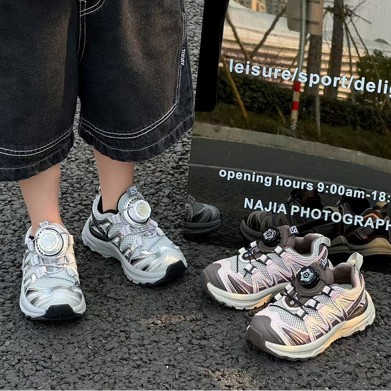 网面透气女童运动鞋