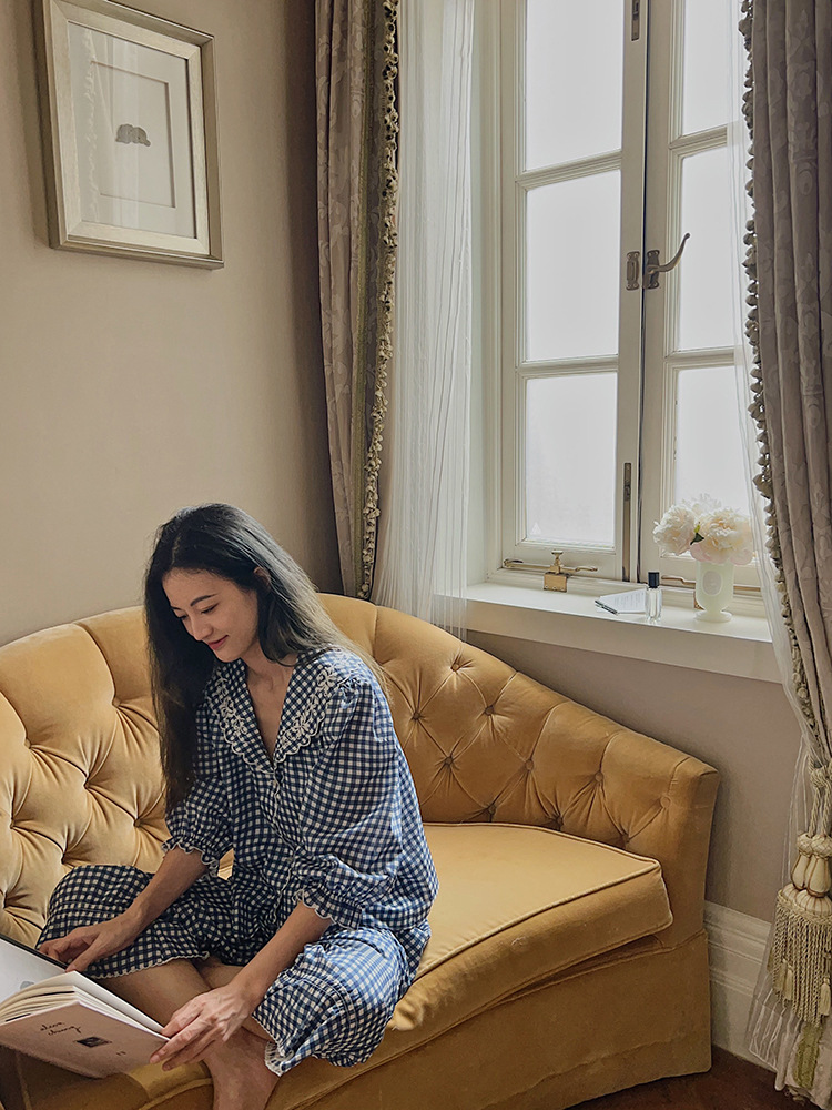 3822FD88-FB34-47F3-94AB-1233AB